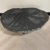 Couchtisch aus versteinertem Holz