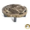 Couchtisch aus versteinertem Holz