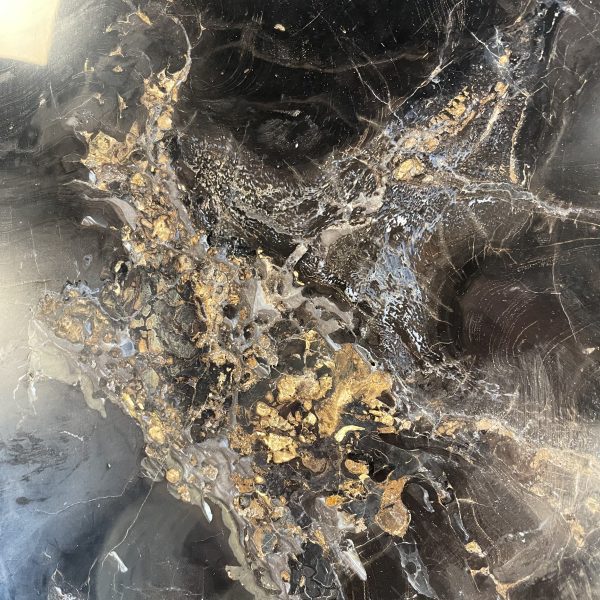 Couchtisch aus versteinertem Holz - Schwarz #392B11 – Bild 3
